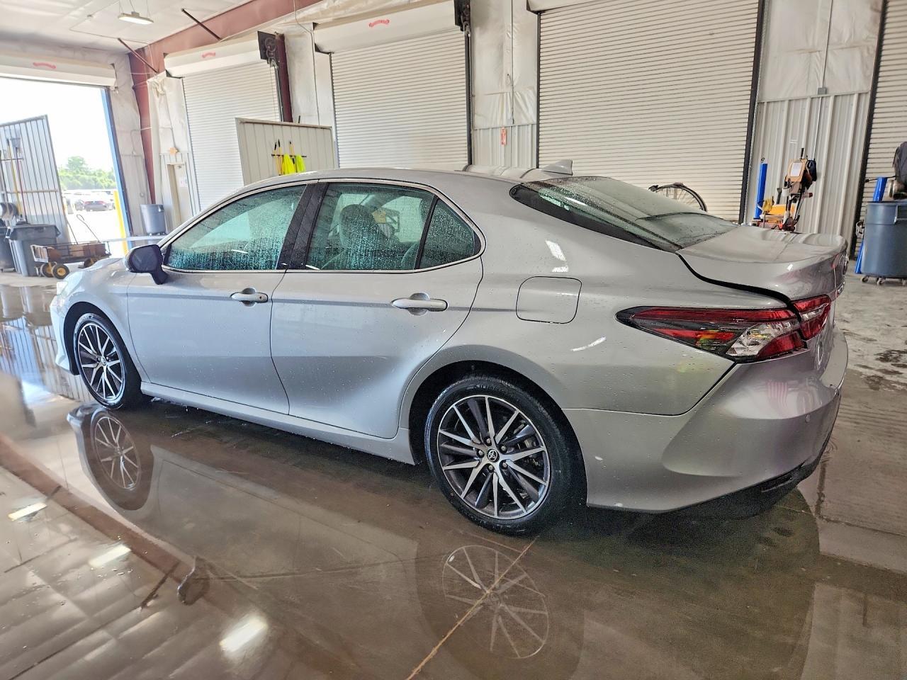 2023 Toyota Camry Xle - Фото 2