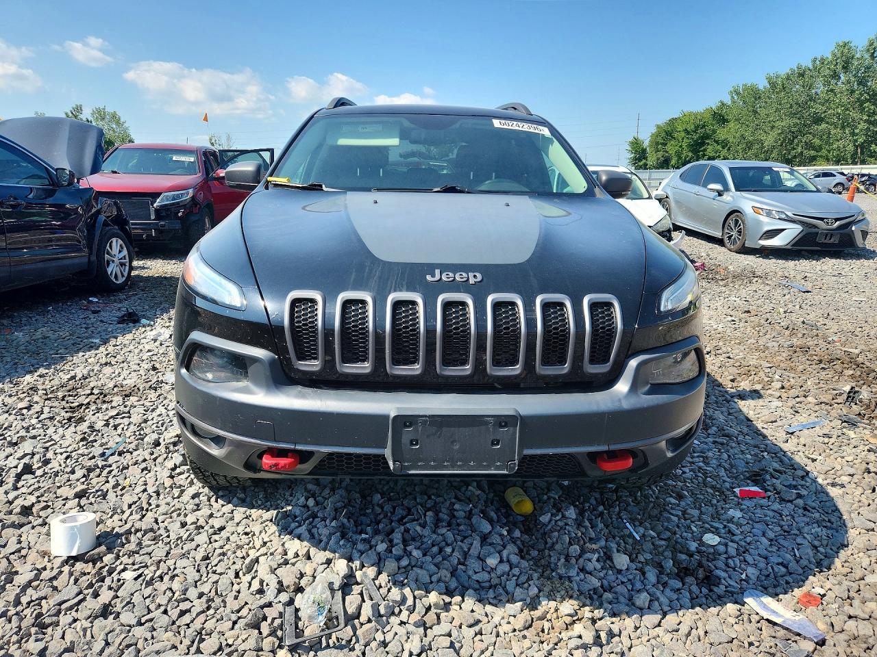 2017 Jeep Cherokee Trailhawk - Image 5