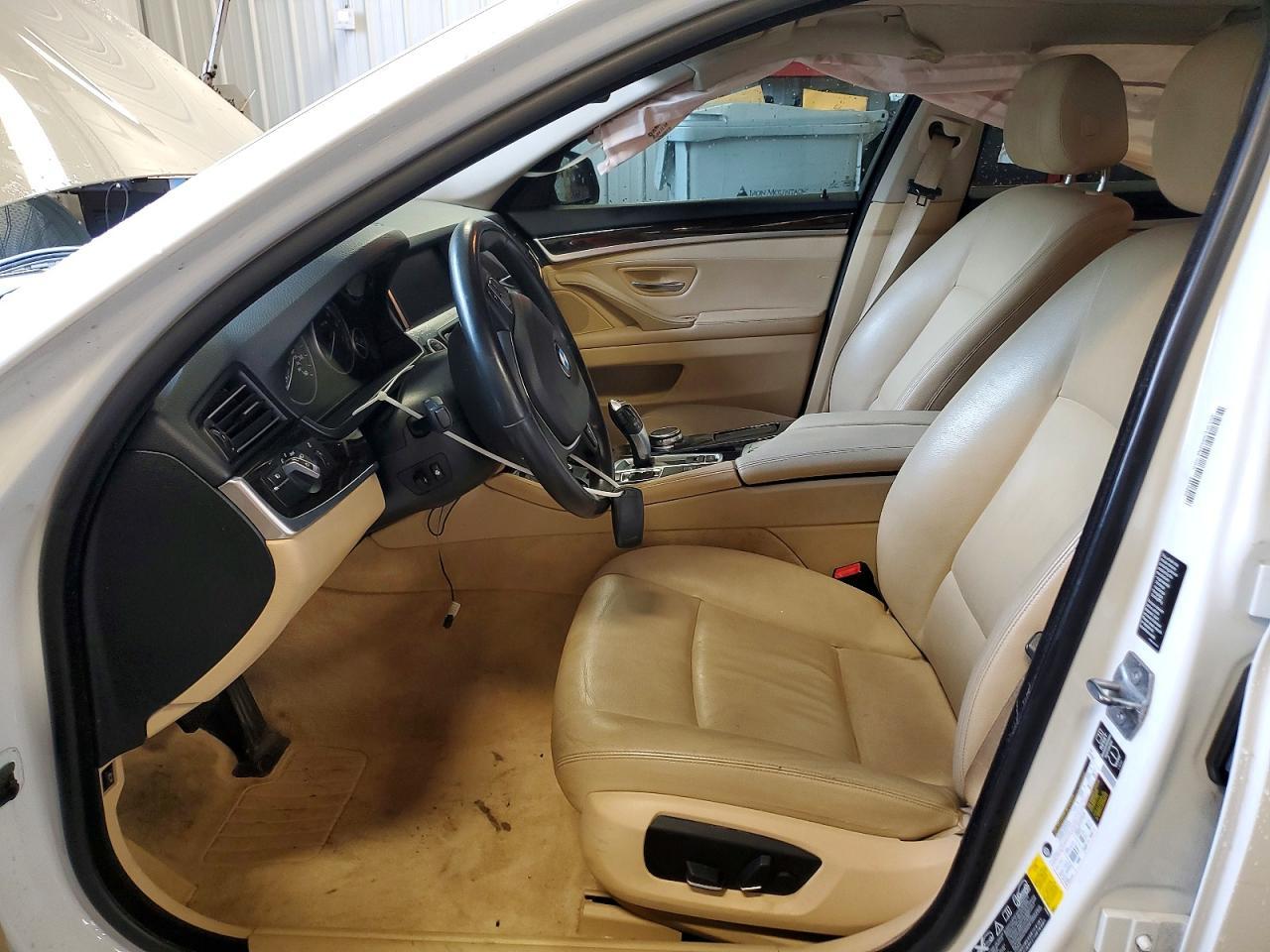 2015 BMW 528 Xi - Image 7