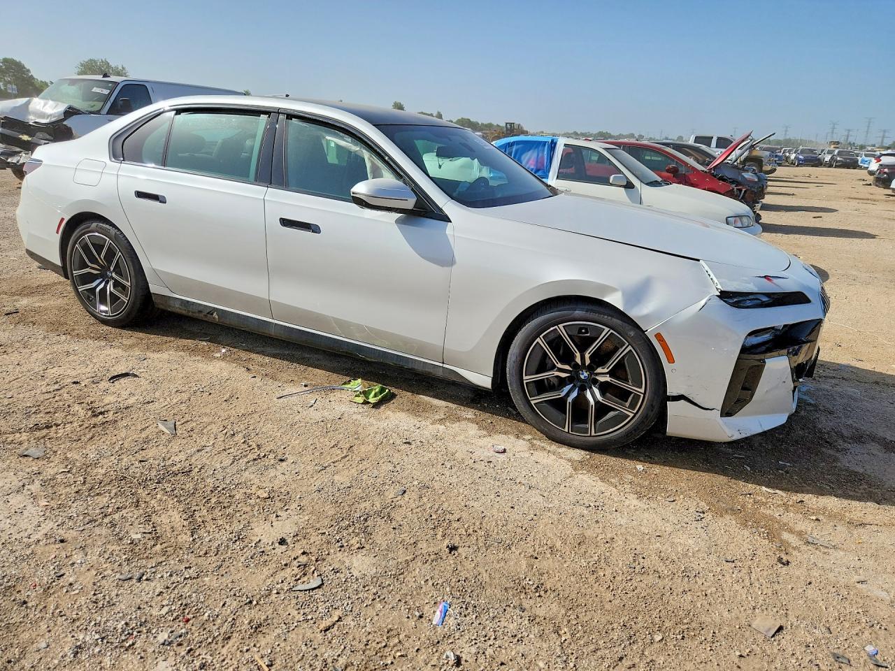 2025 BMW 760 Xi - Фото 4