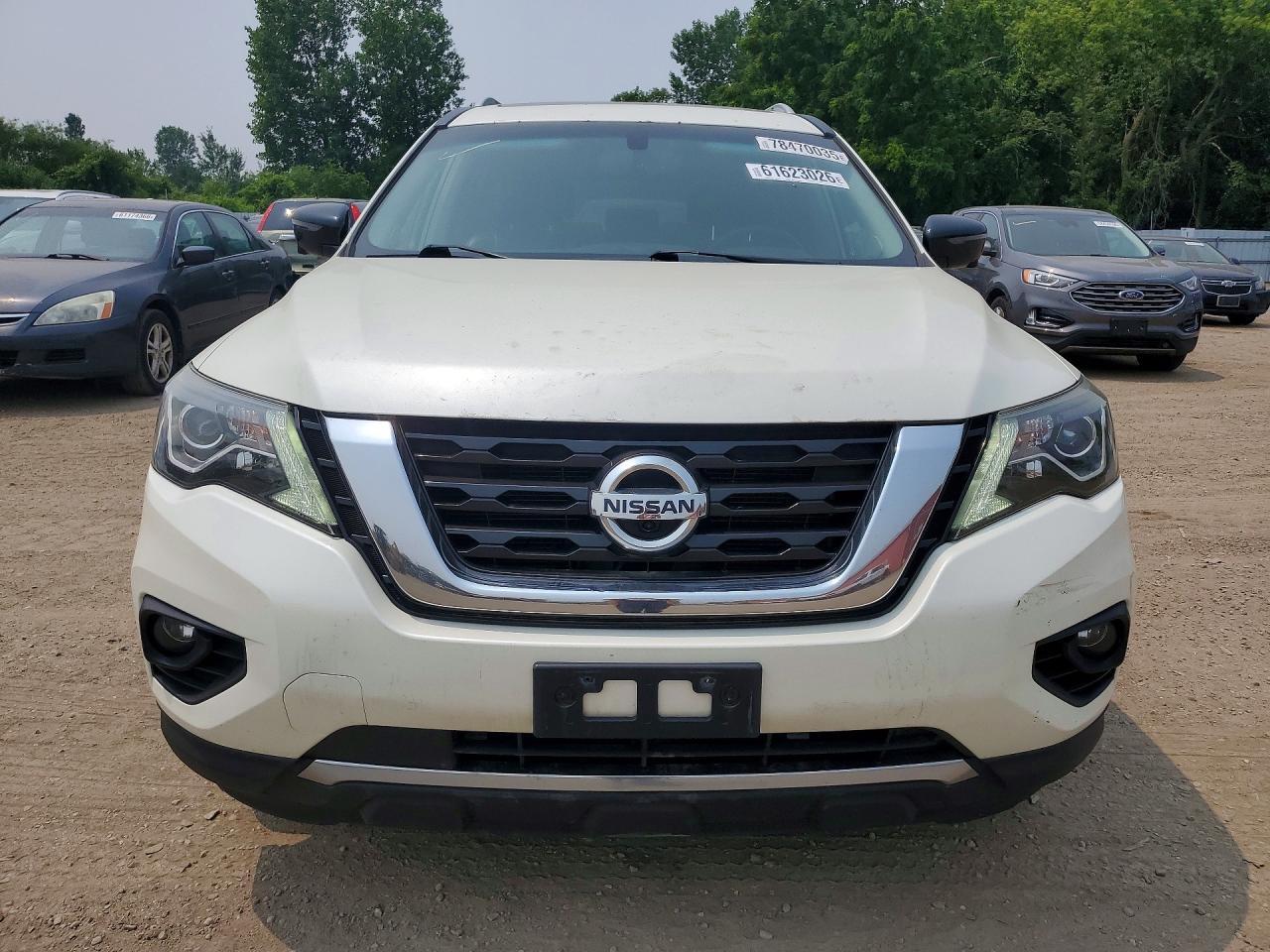 2017 Nissan Pathfinder S - Image 5