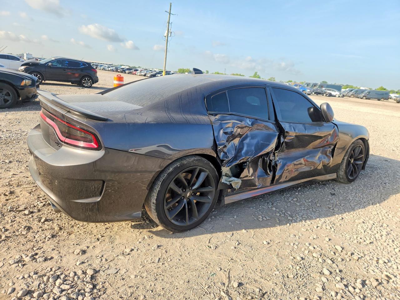 2019 Dodge Charger R/T - Image 3