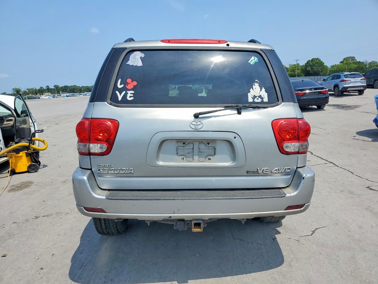 2007 Toyota Sequoia Limited - Image 6