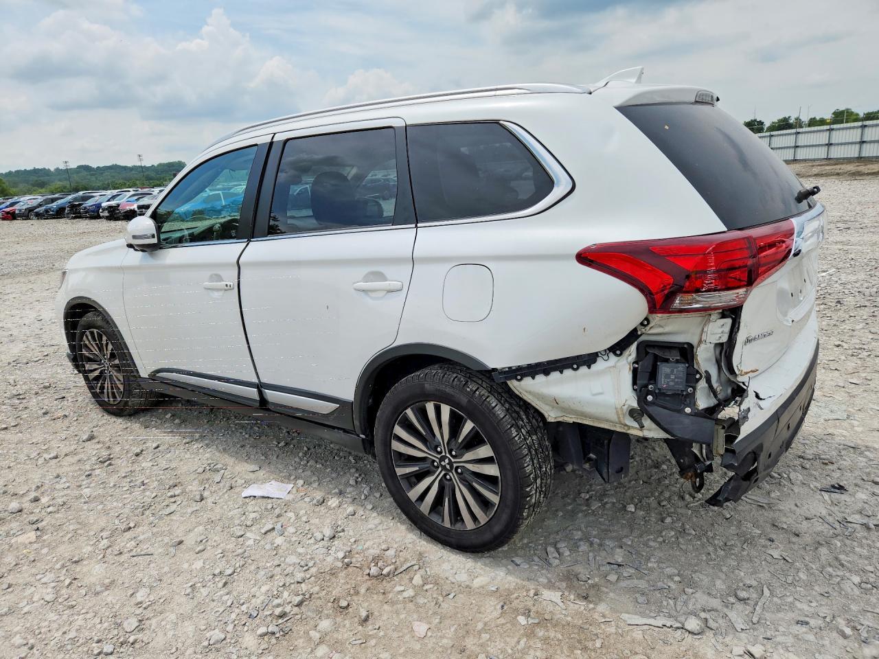 2020 Mitsubishi Outlander Se - Фото 2