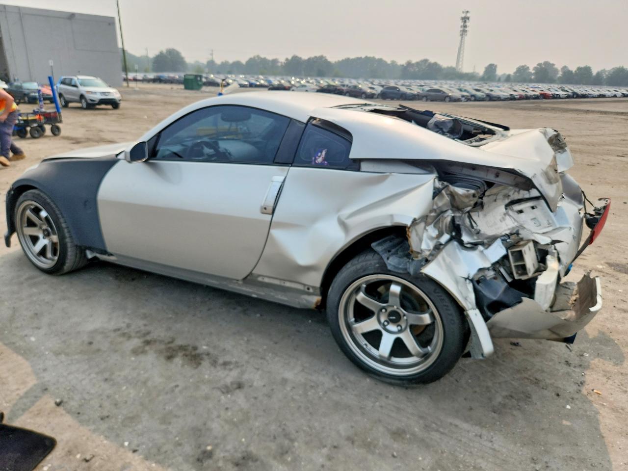 2003 Niss 350Z Manual - Image 2