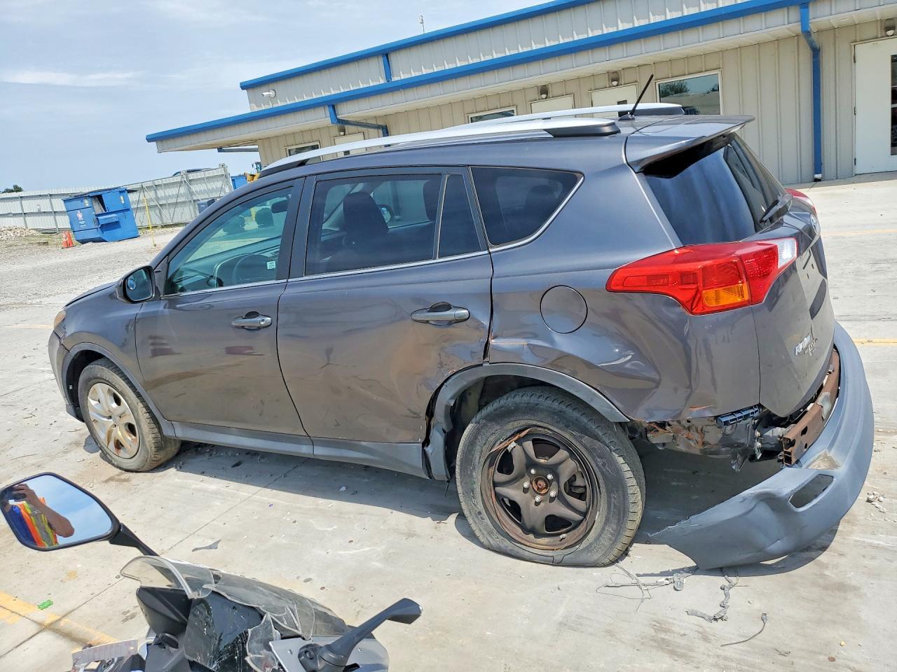 2013 Toyota Rav4 Le - Image 2