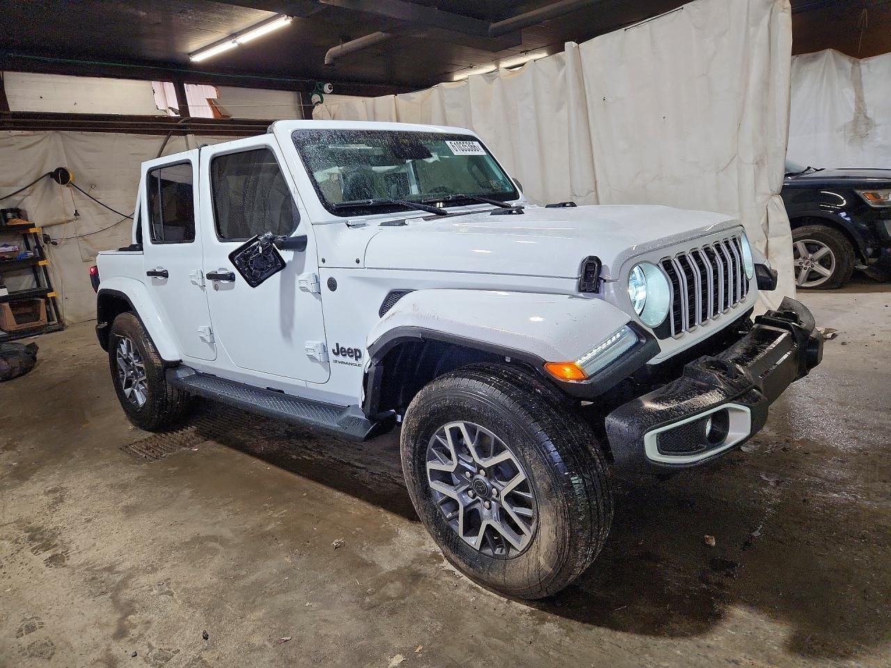 2026 Jeep Wrangler Sahara - Фото 4