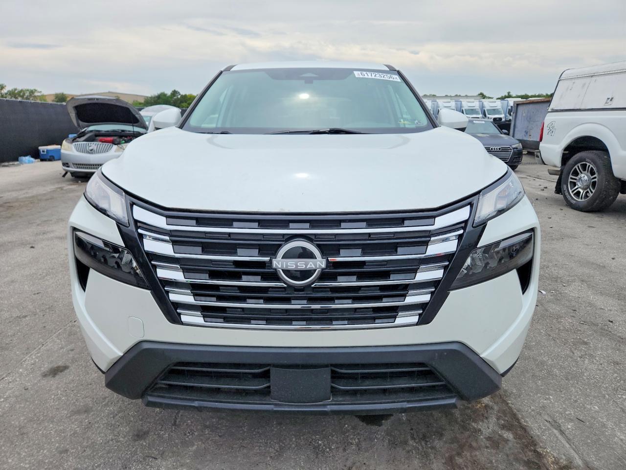 2024 Nissan Rogue Sv - Image 5