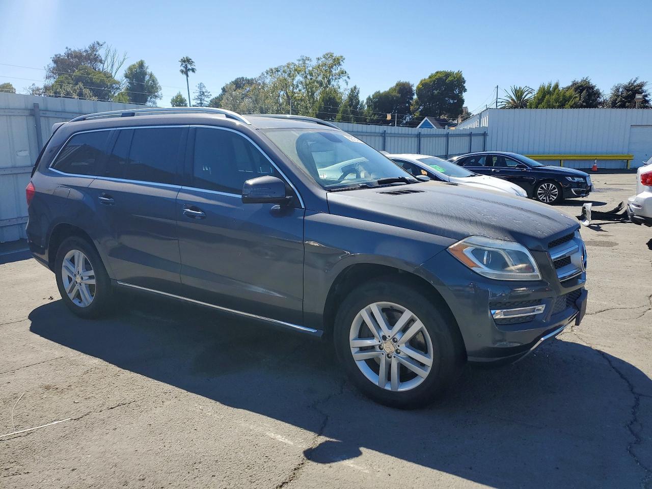 2013 Mercedes-Benz Gl 450 4Matic - Image 4