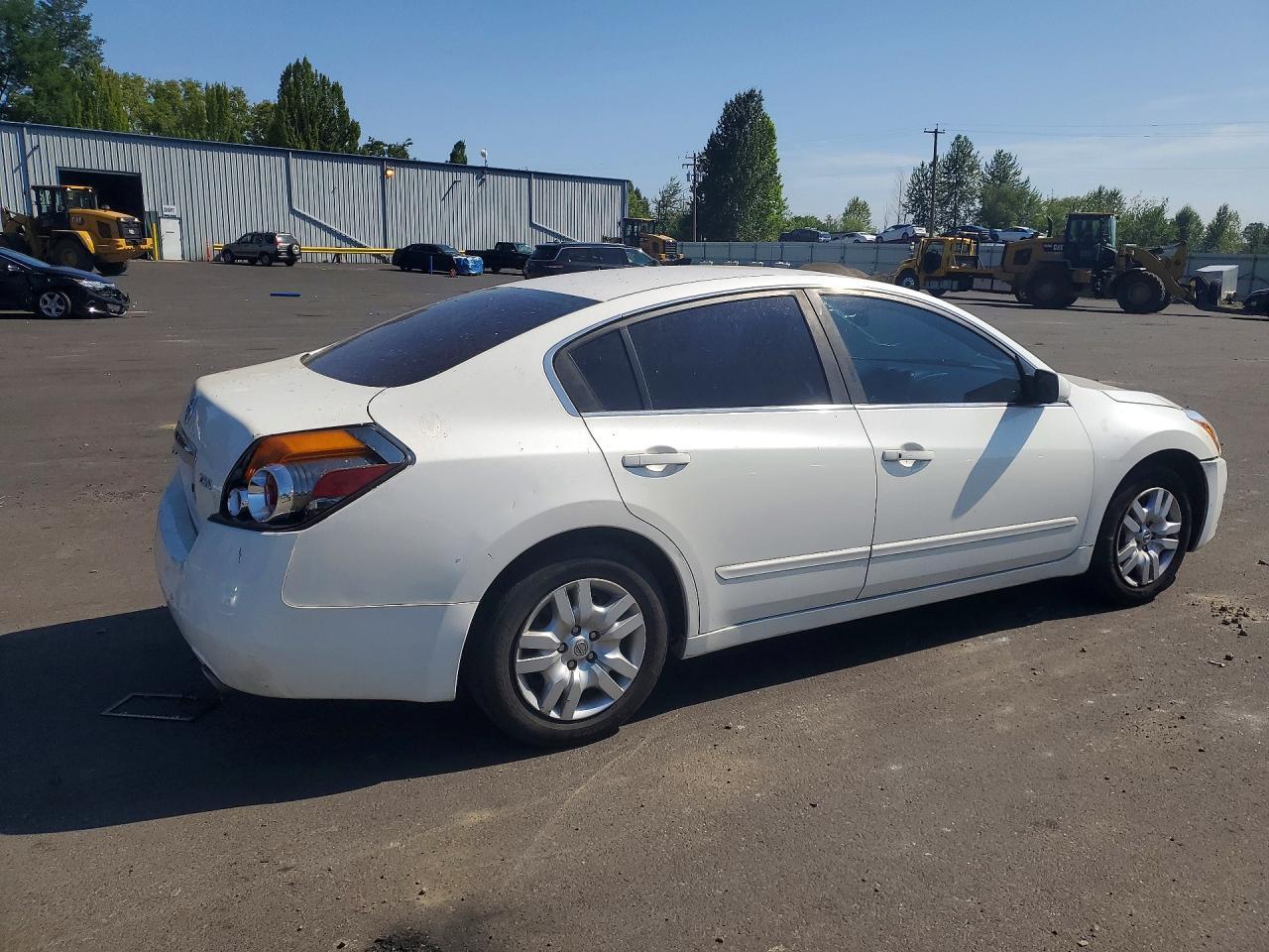 2011 Nissan Altima Base - Image 3