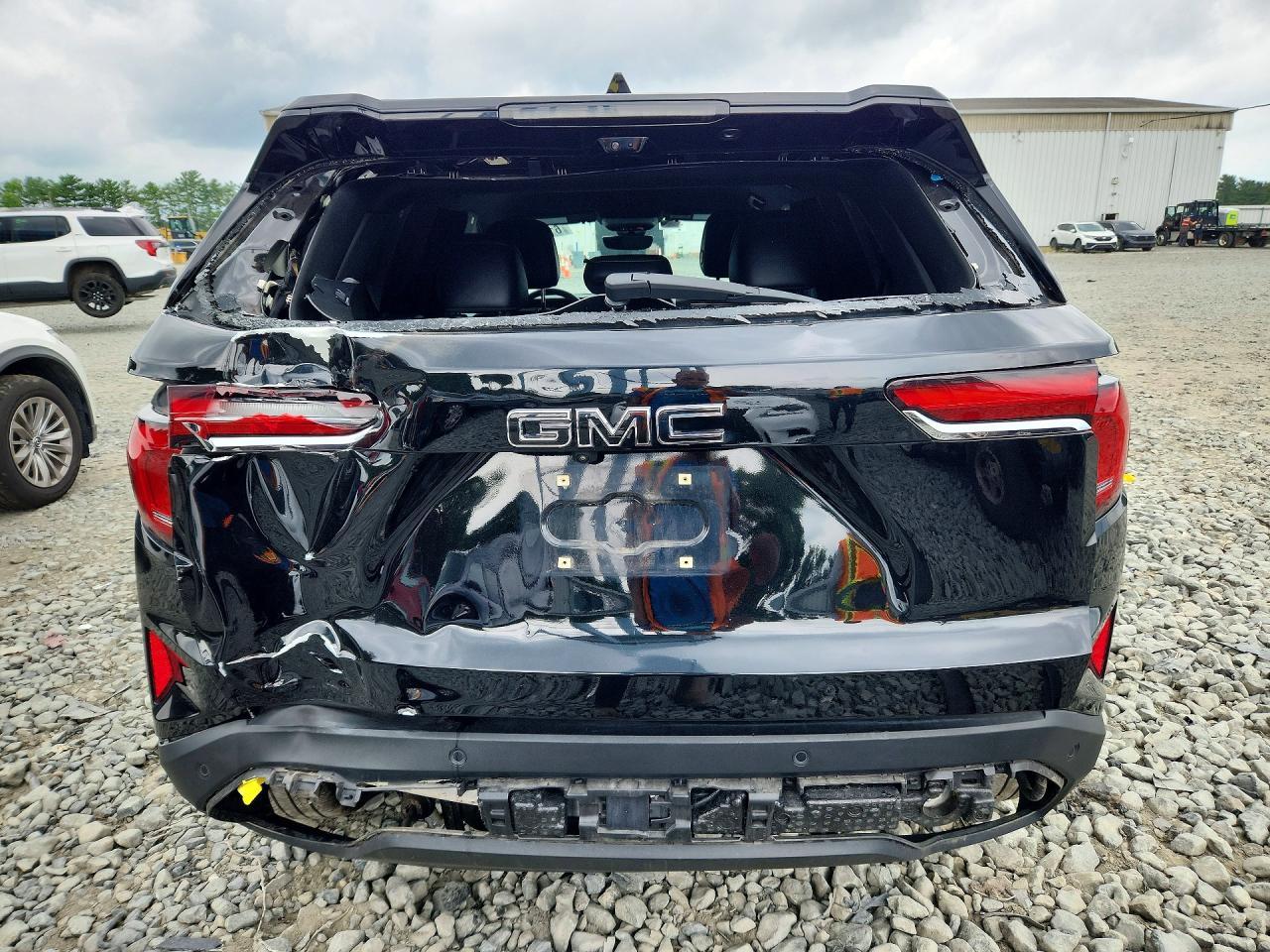 2025 GMC Terrain Elevation - Image 6