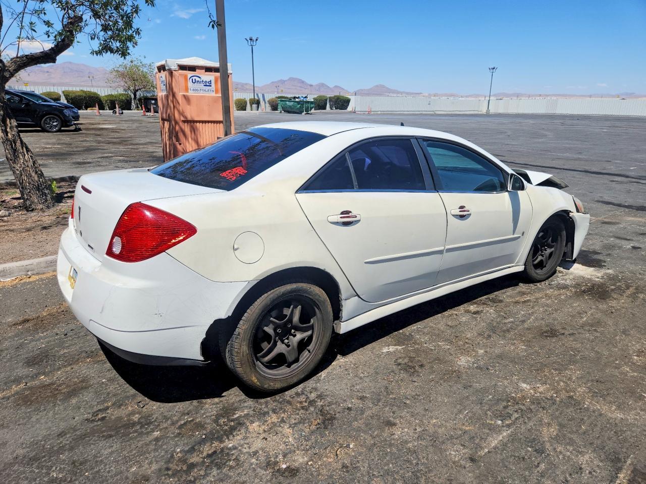 2010 Pontiac G6 - Image 3
