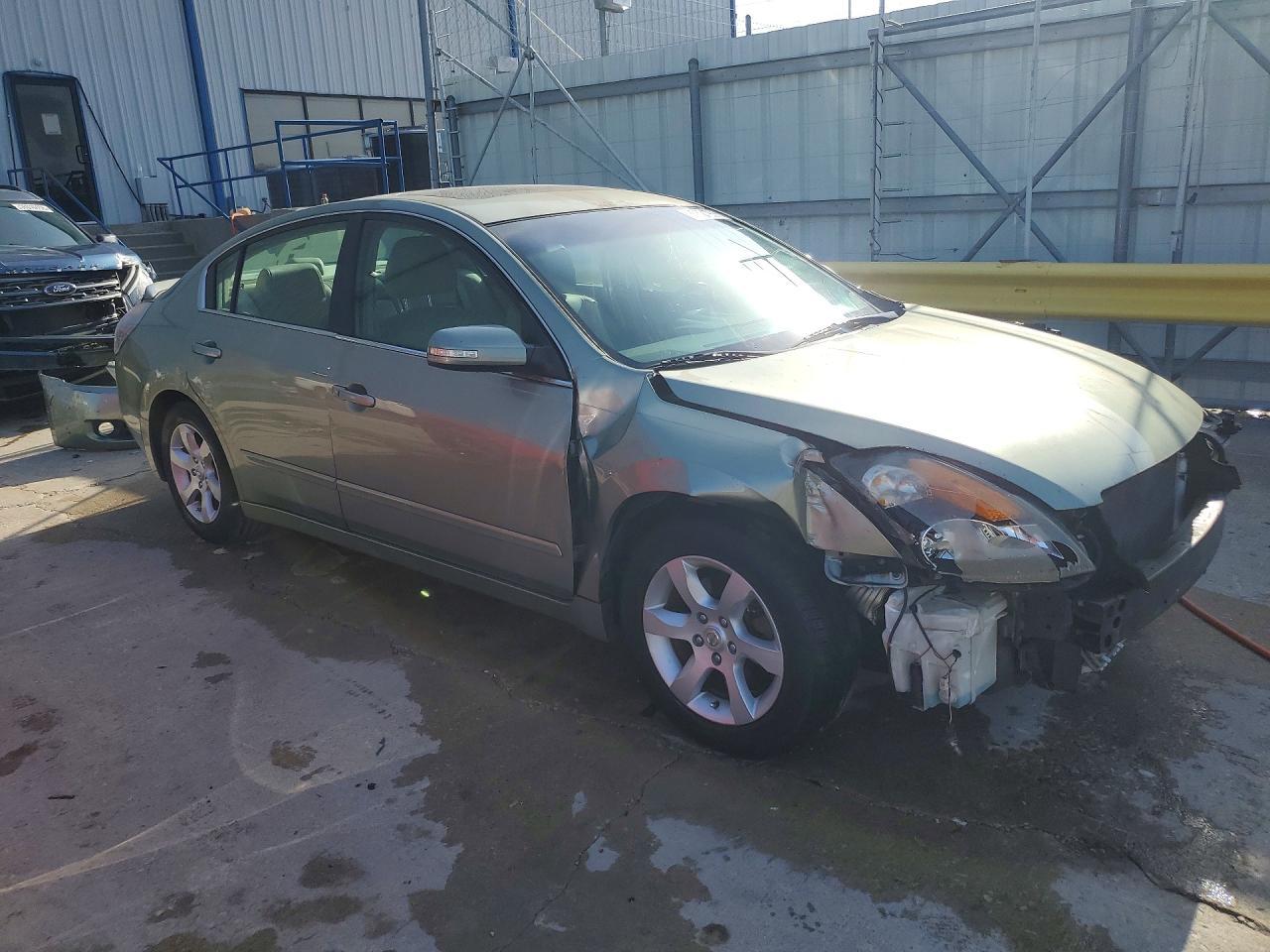 2007 Nissan Altima 3.5Se/3.5Sl - Фото 4