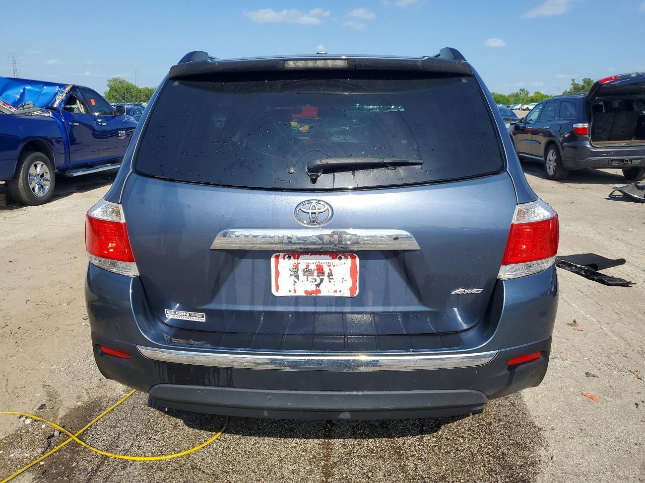 2012 Toyota Highlander Limited - Image 6