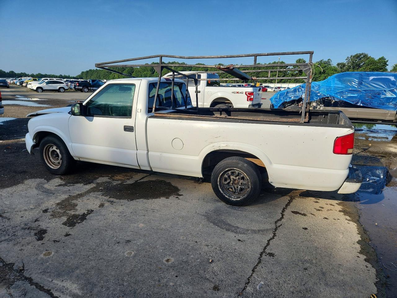 2003 GMC Sonoma - Фото 2