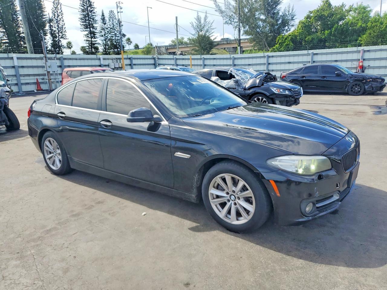 2015 BMW 528 I - Фото 4