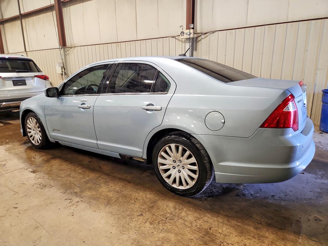 2011 Ford Fusion Hybrid - Фото 2