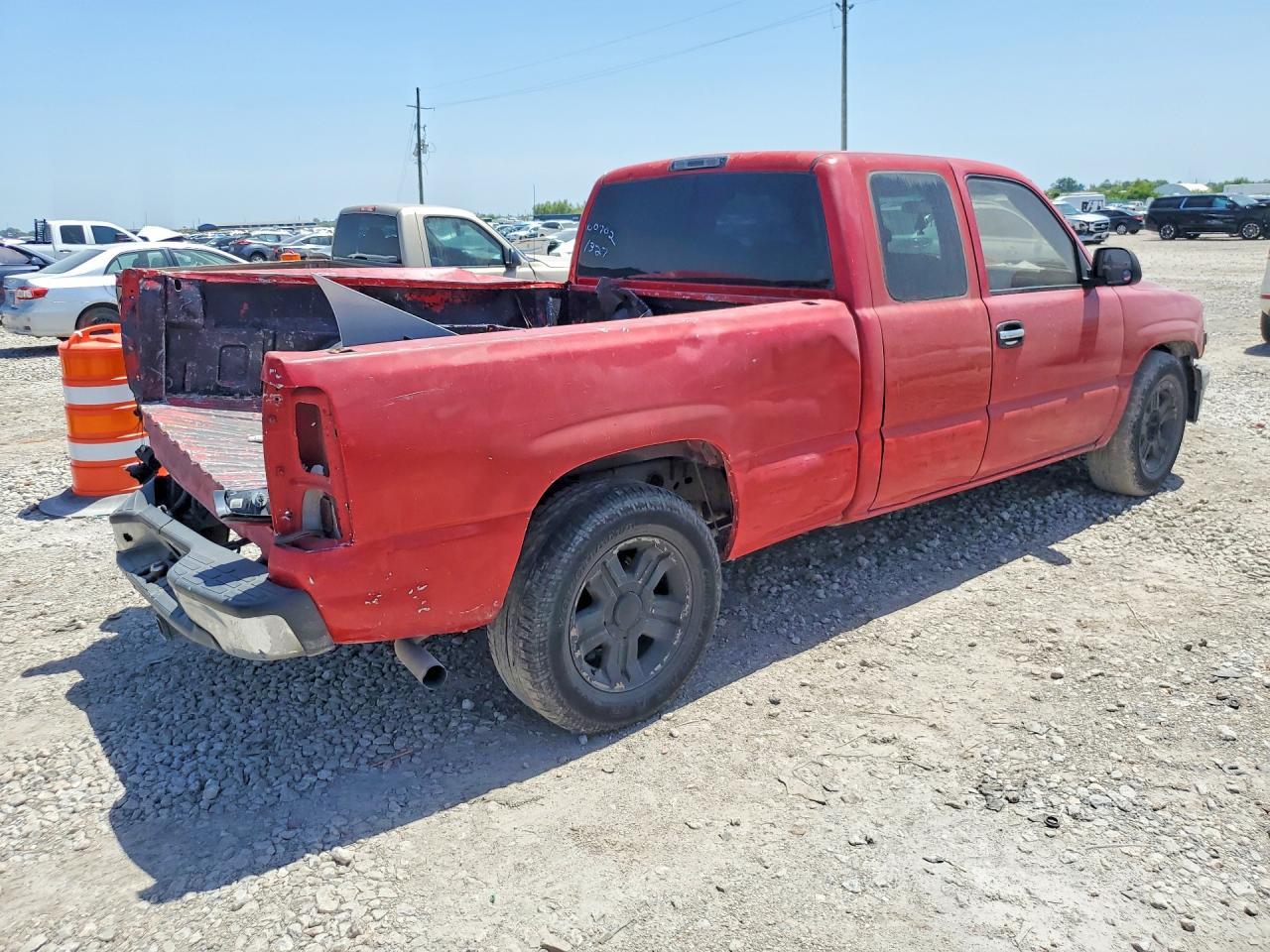 2001 Chevrolet Silverado C1500 - Фото 3