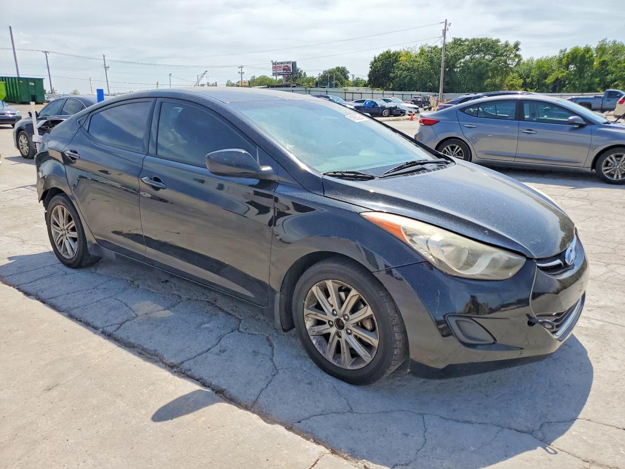 2015 Hyundai Elantra Se - Image 4