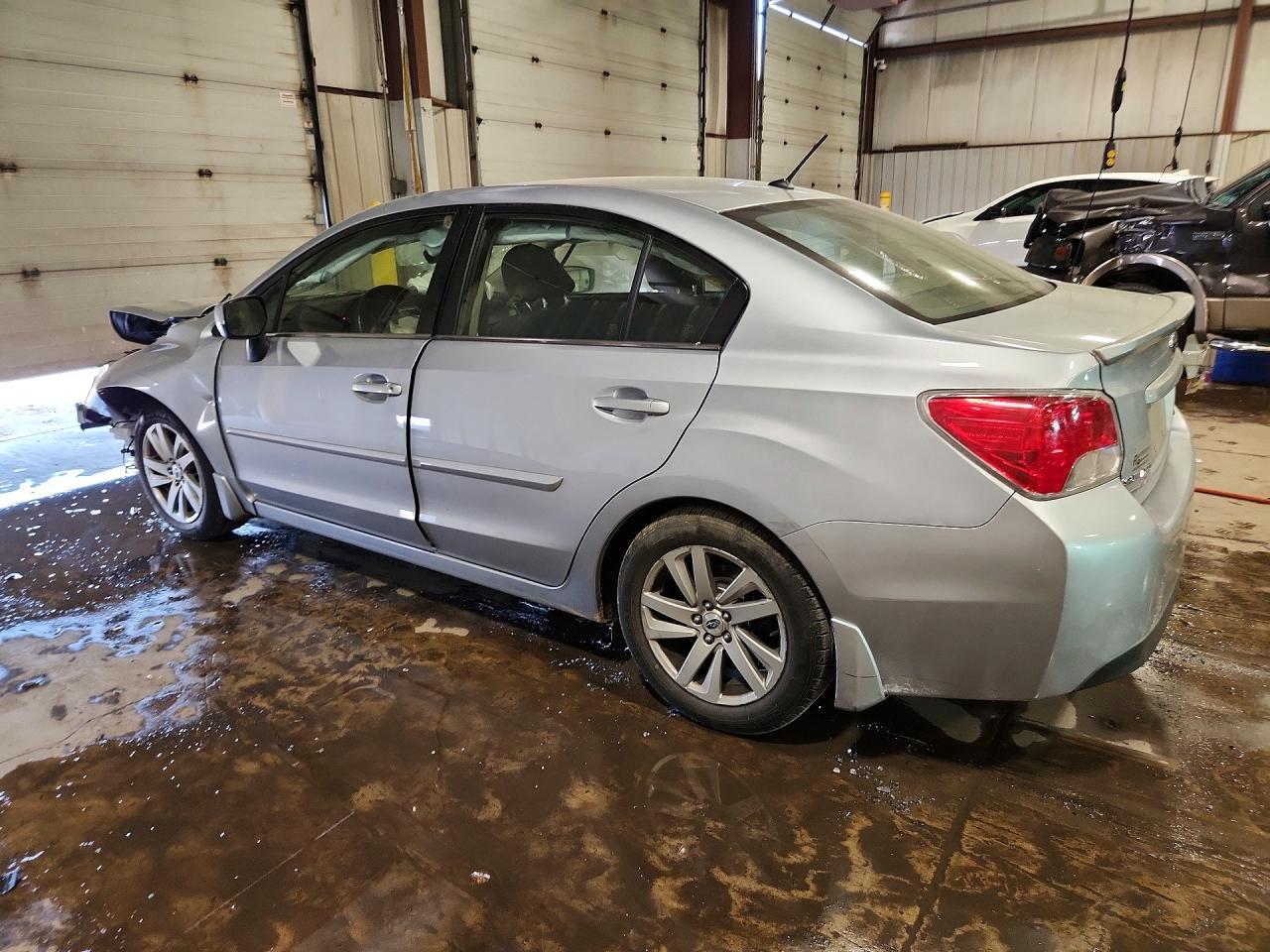 2016 Subaru Impreza Premium - Фото 2