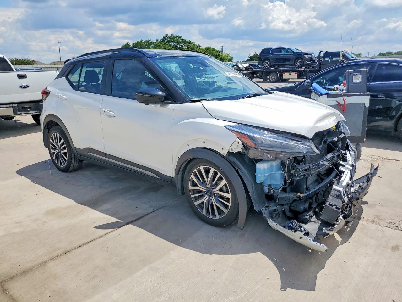 2024 Nissan Kicks Sr - Фото 4