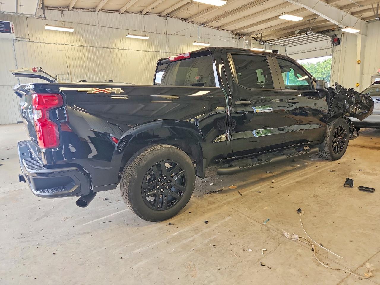 2024 Chevrolet Silverado K1500 Custom - Image 3