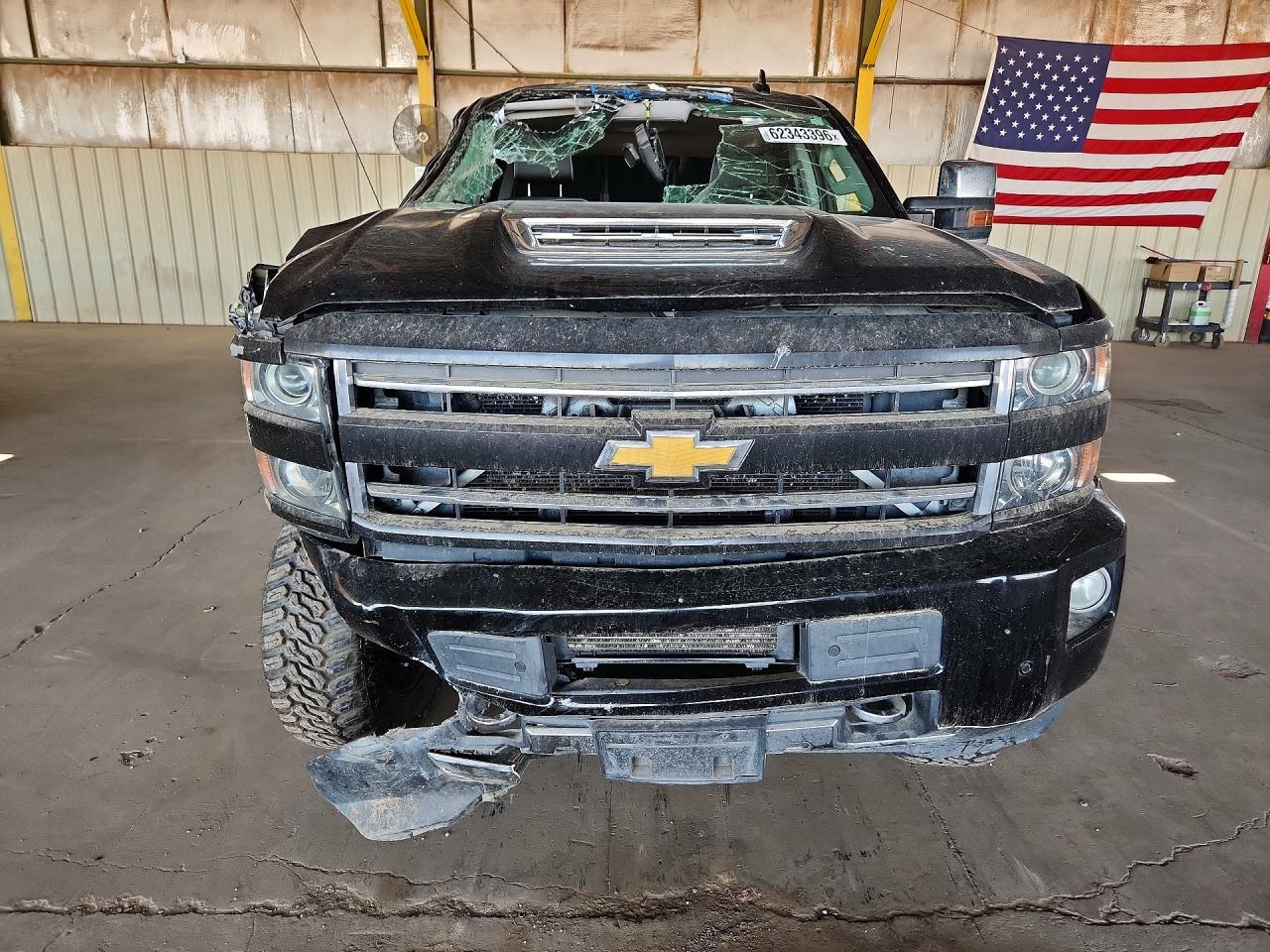 2018 Chevrolet Silverado K2500 High Country - Image 5