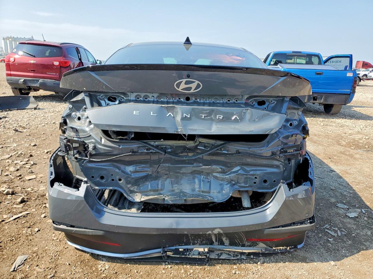 2026 Hyundai Elantra Sel Sport - Image 6