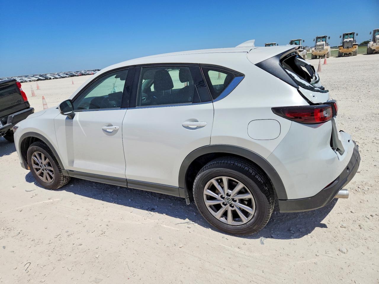 2025 Mazda Cx-5 - Image 2
