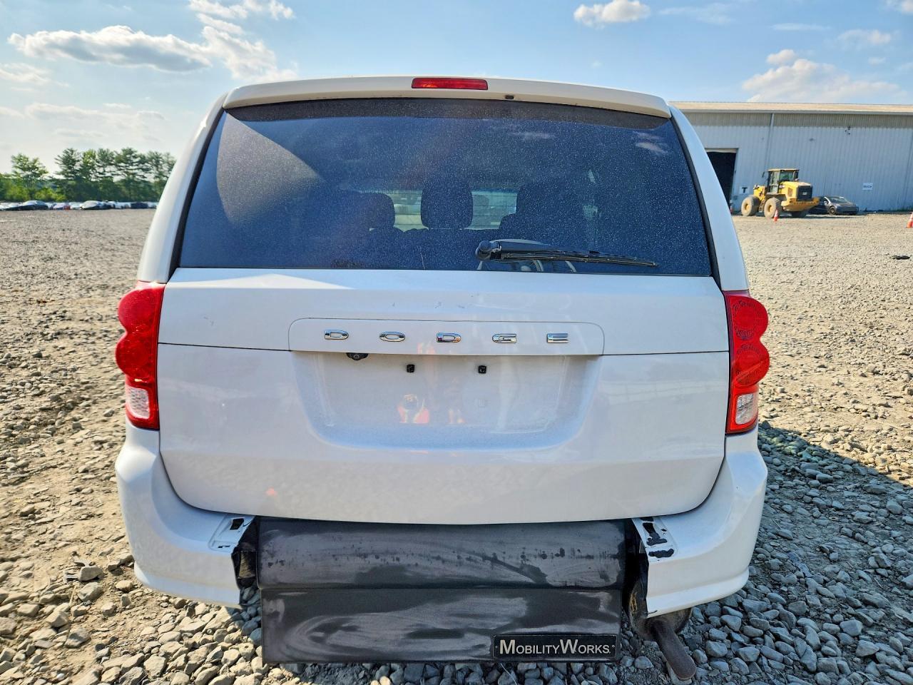 2017 Dodge Grand Caravan Sxt - Фото 6