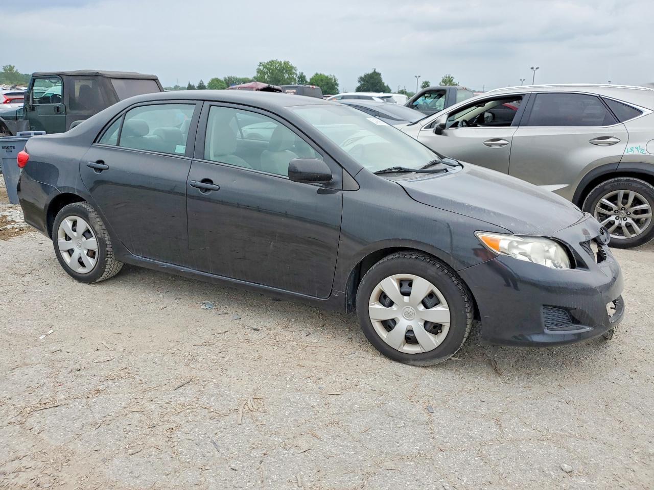 2010 Toyota Corolla Le - Image 4