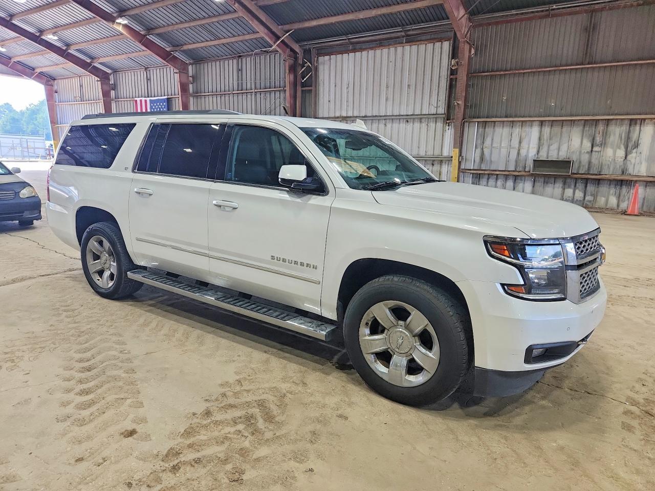 2016 Chevy Suburban Lt-R&D-Cln Title-Ck Eng Lt On - Фото 4