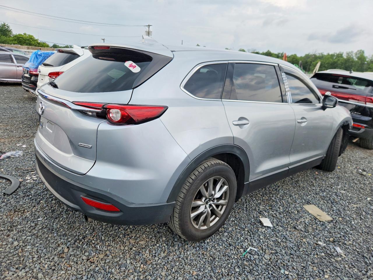 2018 Mazda Cx-9 Touring - Image 3