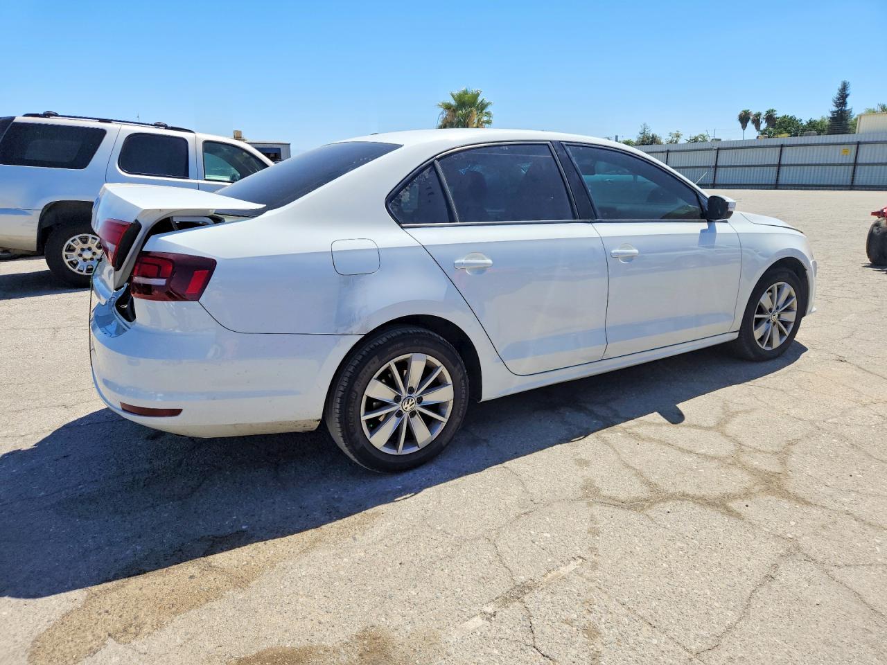 2016 Volkswagen Jetta S - Фото 3