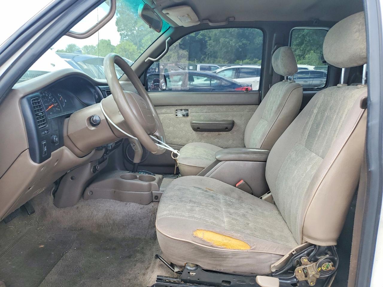 2000 Toyota Tacoma Xtracab Prerunner - Image 7