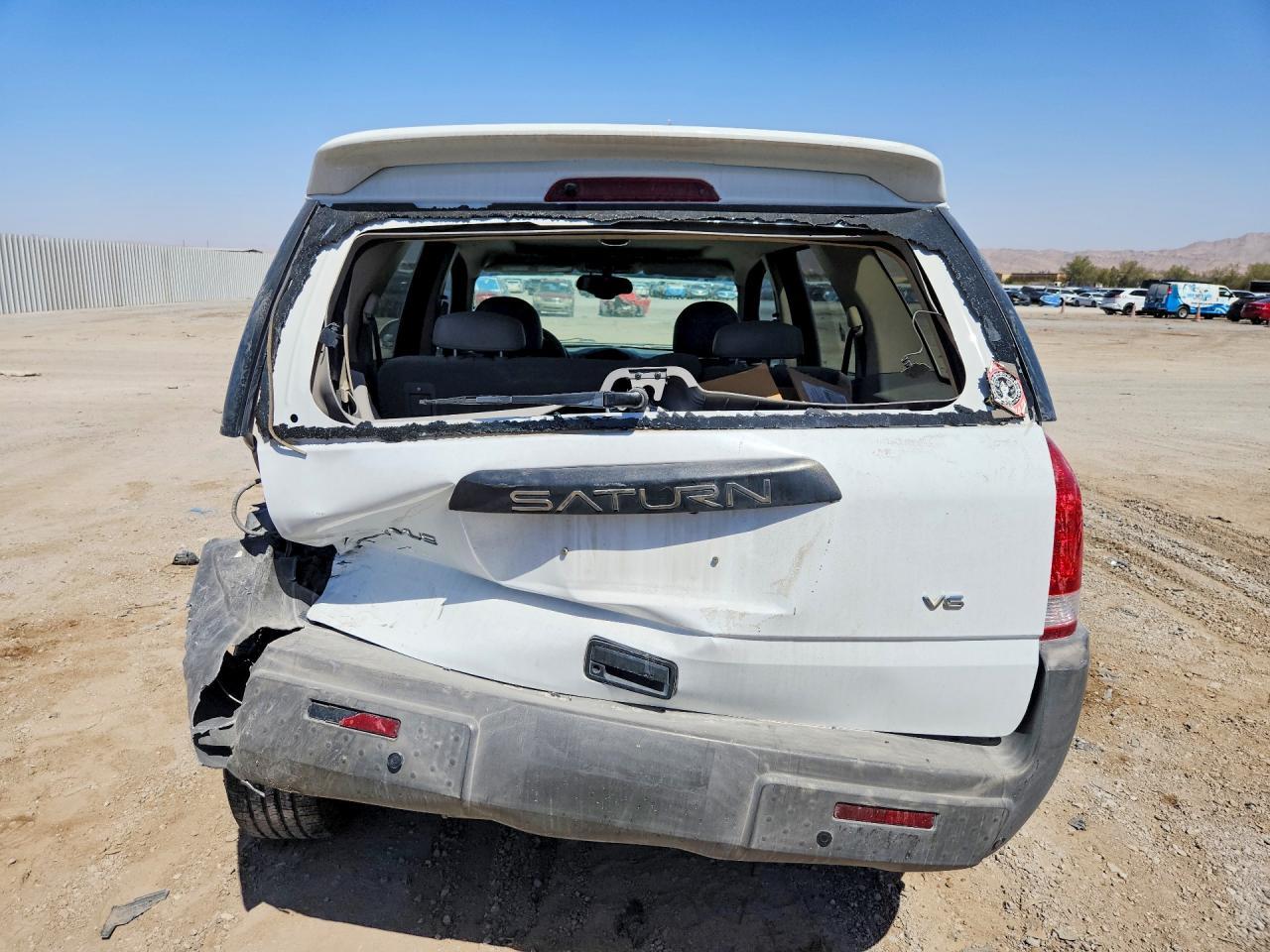 2005 Saturn Vue - Image 6