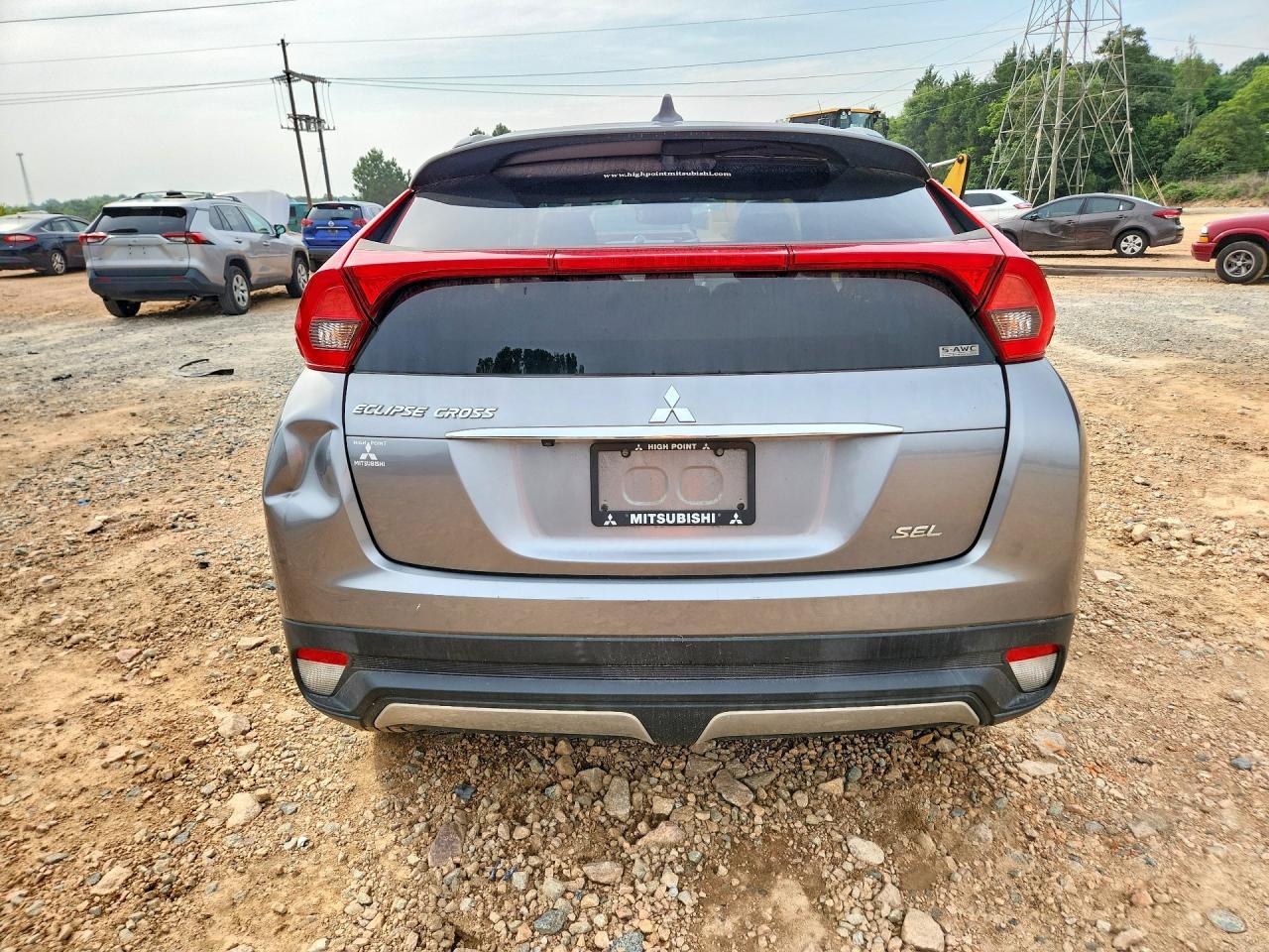 2020 Mitsubishi Eclipse Cross Se - Фото 6