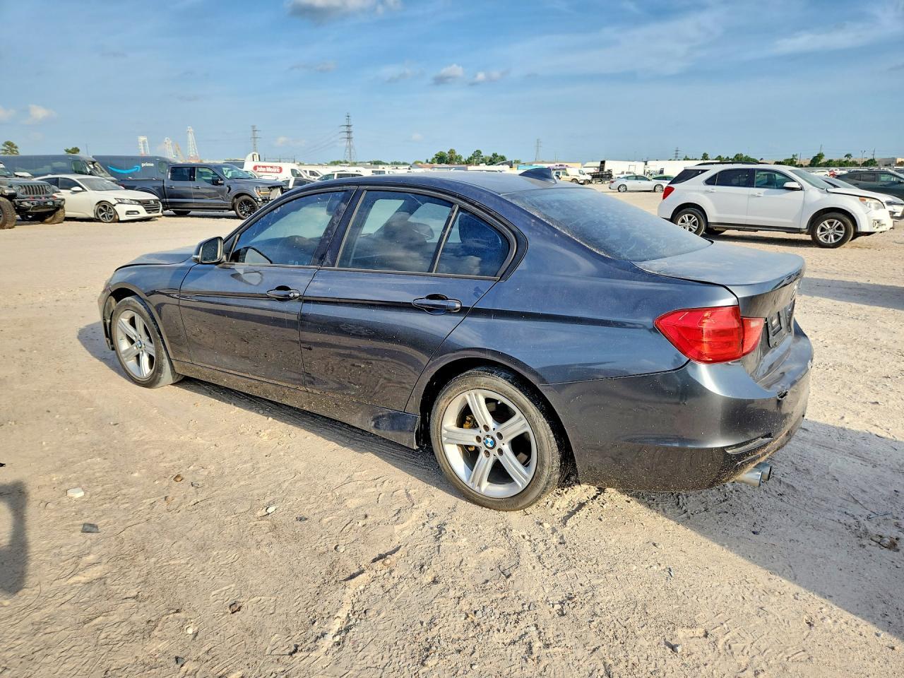 2013 BMW 328 I - Фото 2