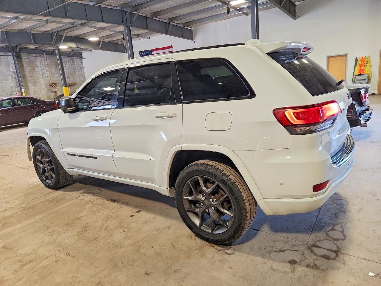 2021 Jeep Grand Cherokee Limited - Фото 2