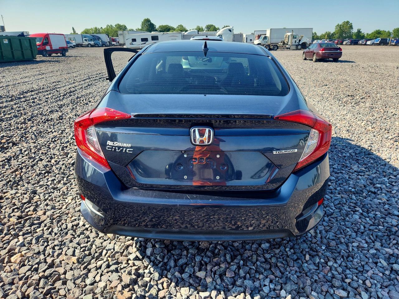 2016 Honda Civic Touring - Фото 6