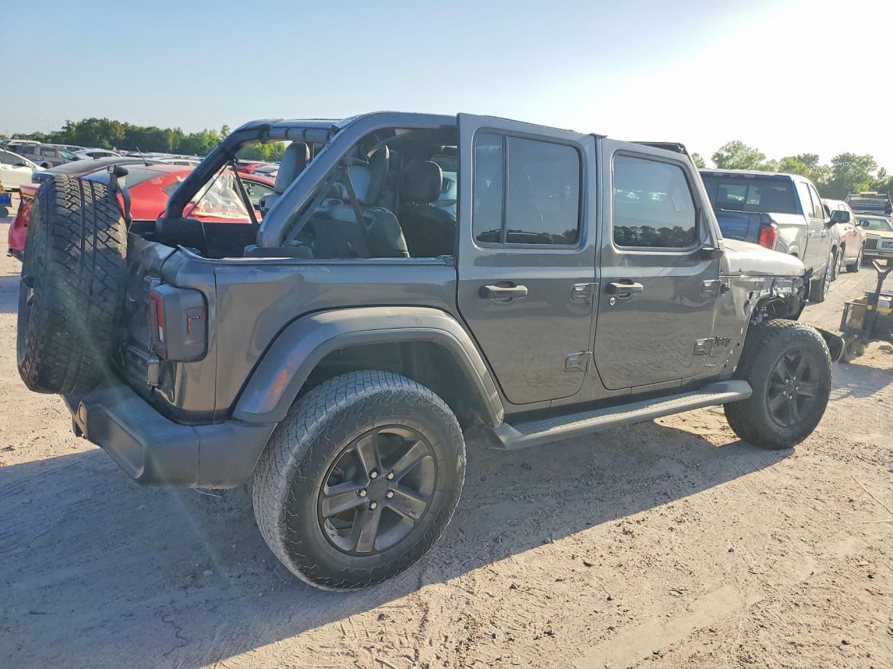 2021 Jeep Wrangler Unlimited Sahara - Фото 3
