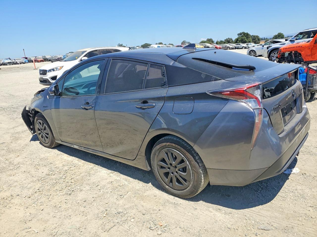 2017 Toyota Prius Four - Image 2