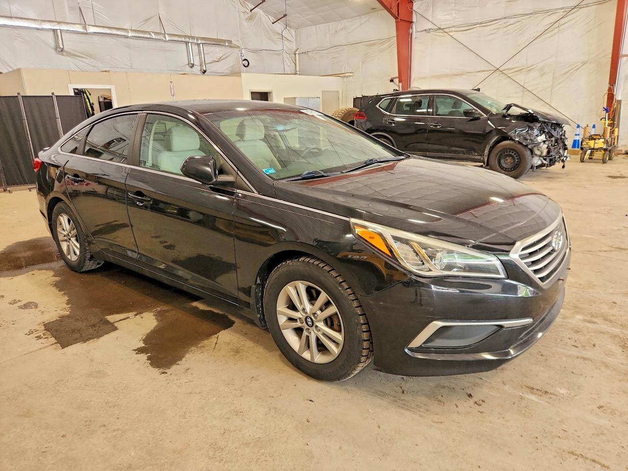 2017 Hyundai Sonata Se - Фото 4