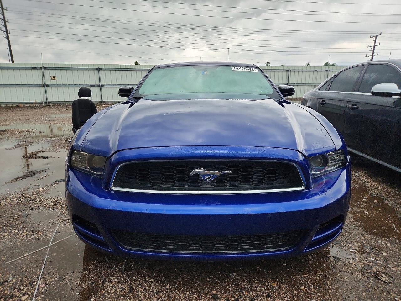 2013 Ford Mustang - Фото 5