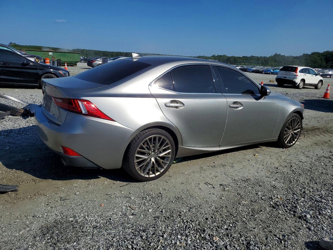 2016 Lexus Is 200T - Image 3