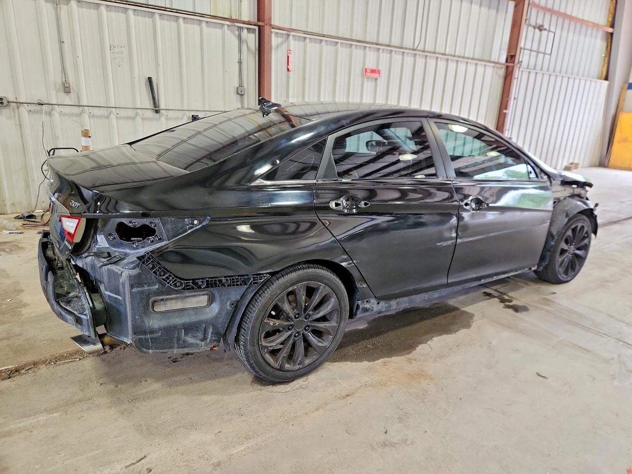2011 Hyundai Sonata Limited 2.0T - Image 3