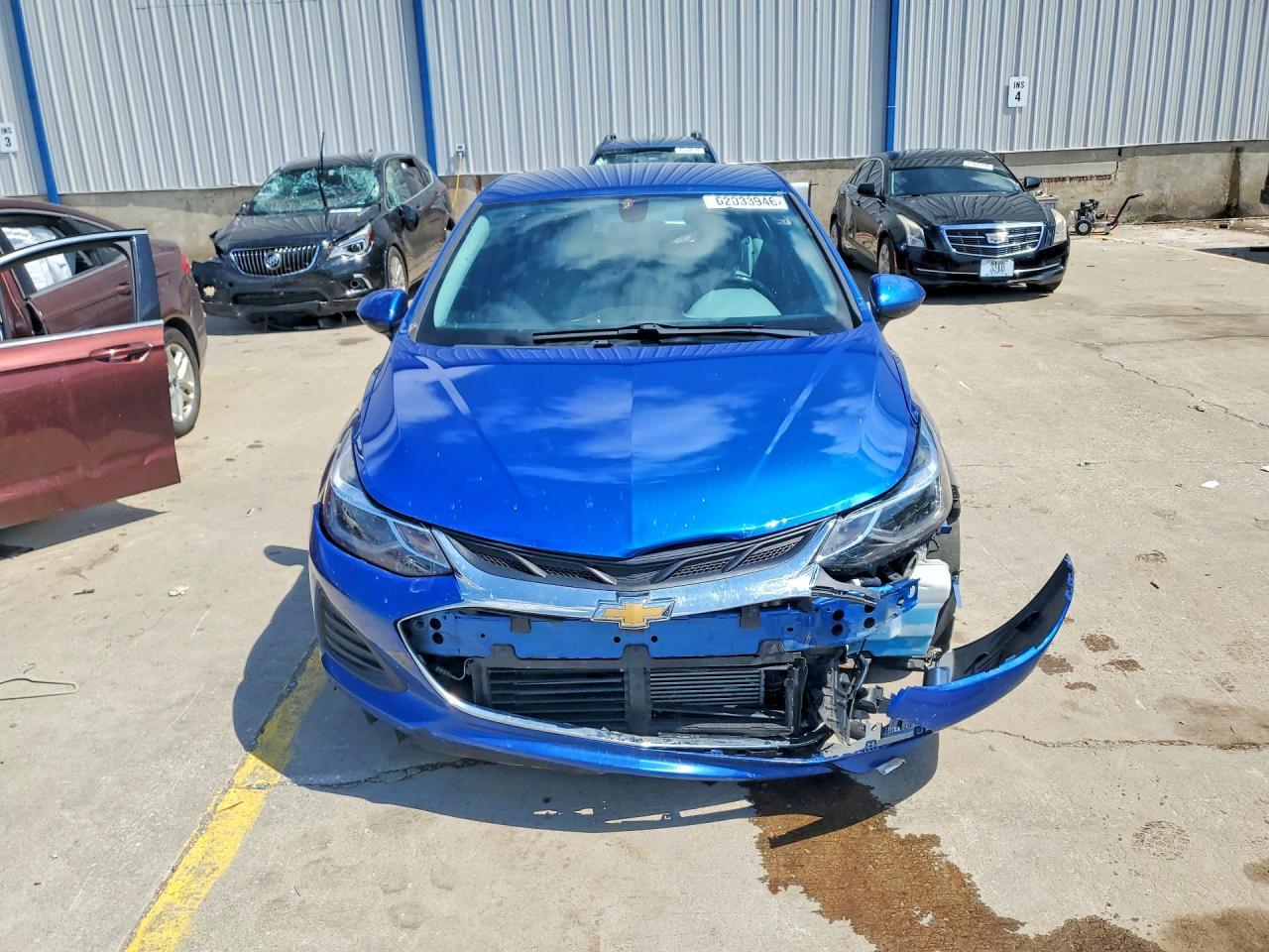 2019 Chevrolet Cruze - Image 5