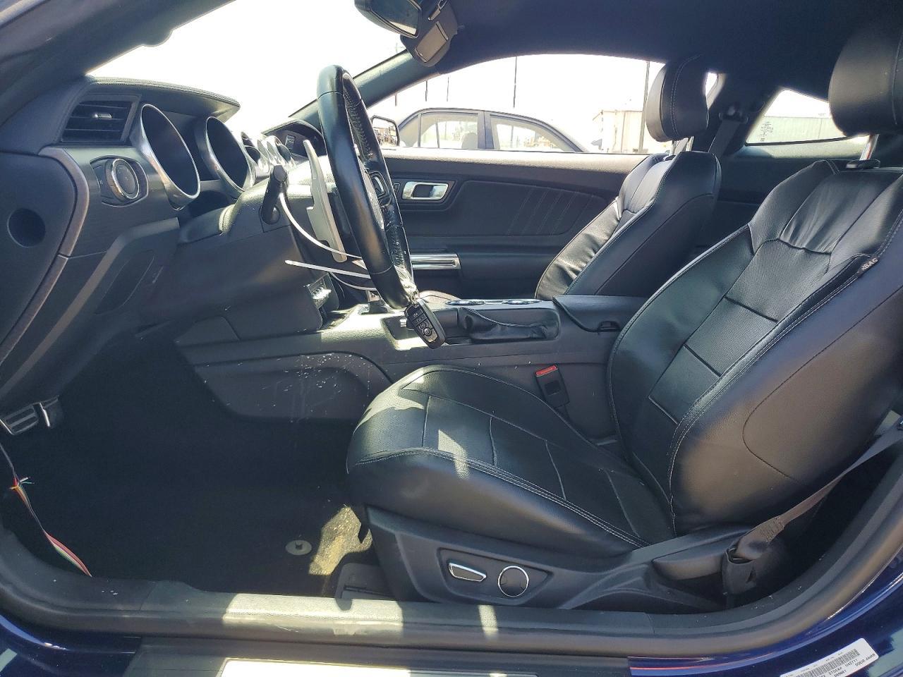 2019 Ford Mustang - Фото 7