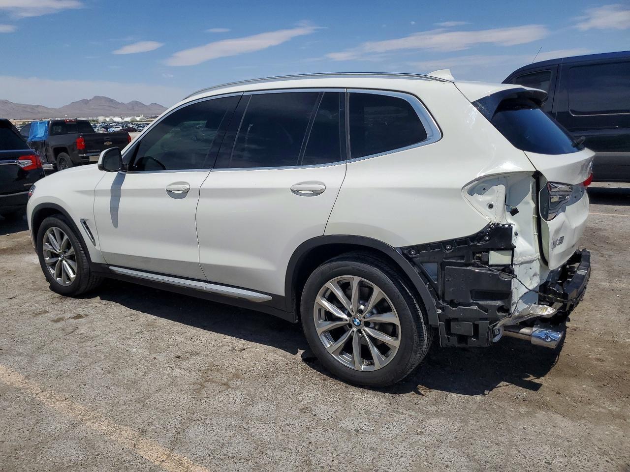 2019 BMW X3 Sdrive30I - Фото 2