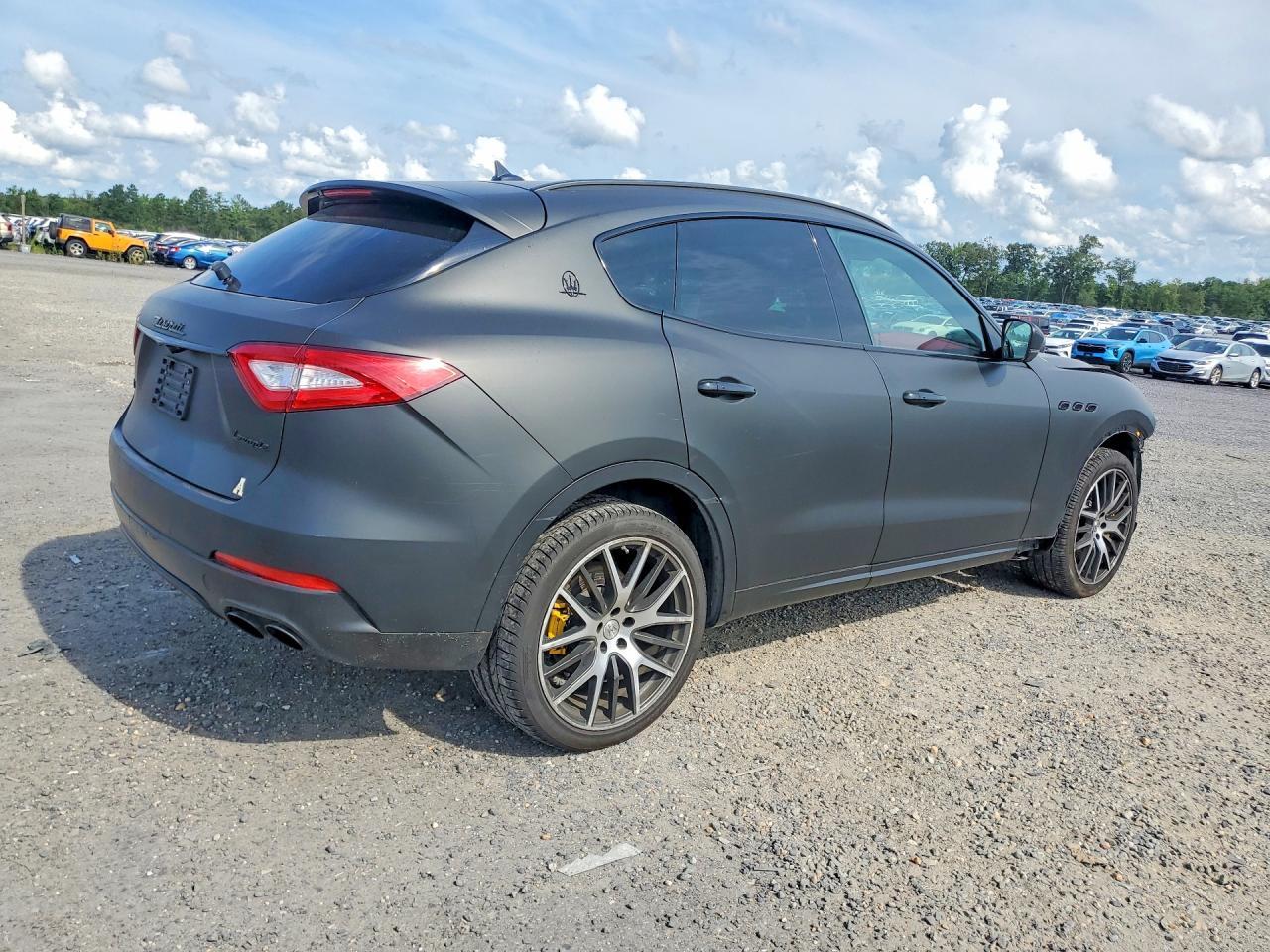 2019 Maserati Levante S Luxury - Фото 3